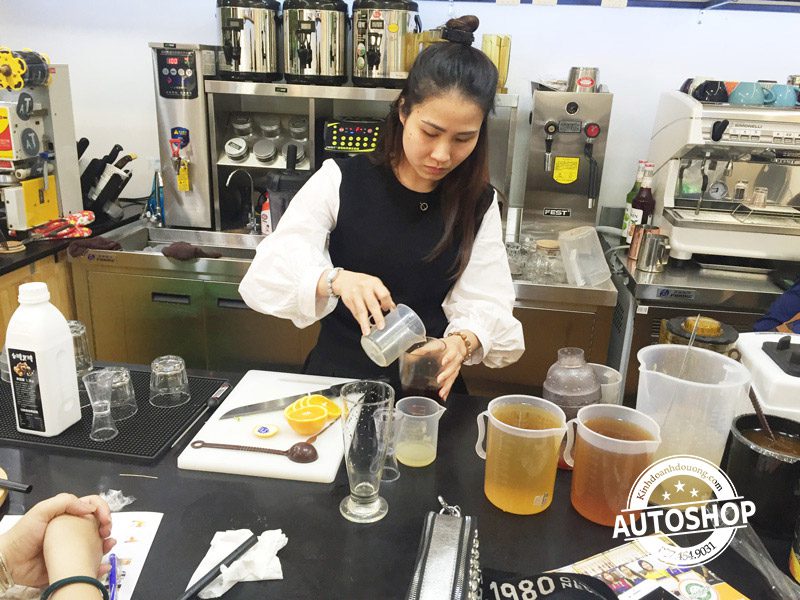 Học-pha-chế-trà-sữa-ở-đâu