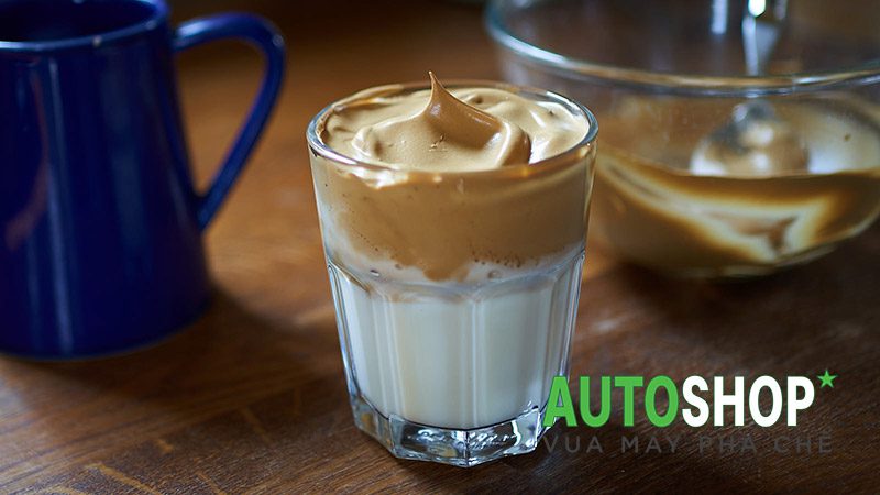 Cách-làm-cà-phê-bọt-(Dalgona)