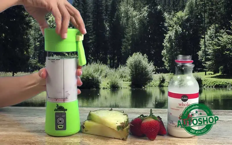 7.-Juicer2Go-máy-xay-du-lịch-cầm-tay