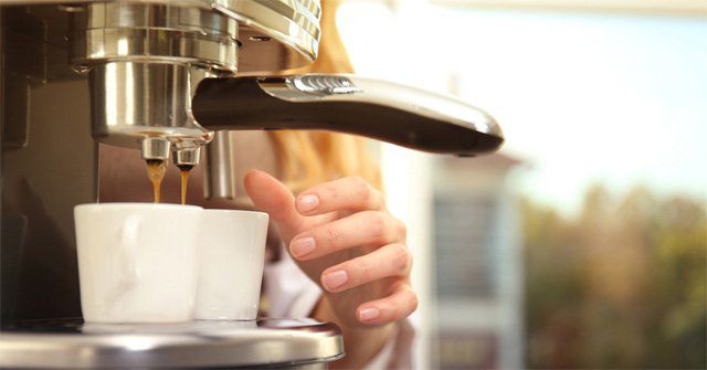 sử dụng máy pha cà phê